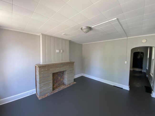 Building Photo - 251 E Catherine St