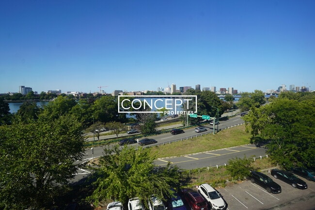 Building Photo - 41 Bay State Rd