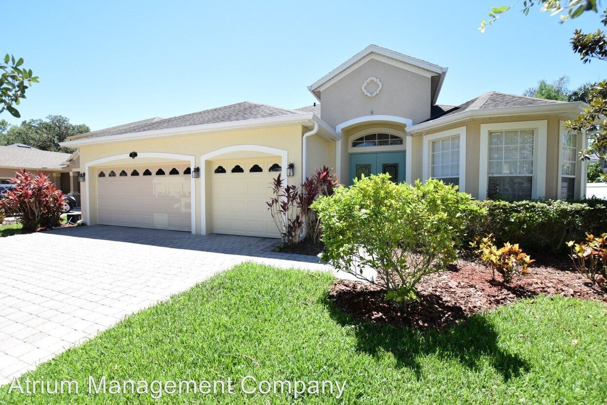 Foto principal - 480 Silver Springs Dr