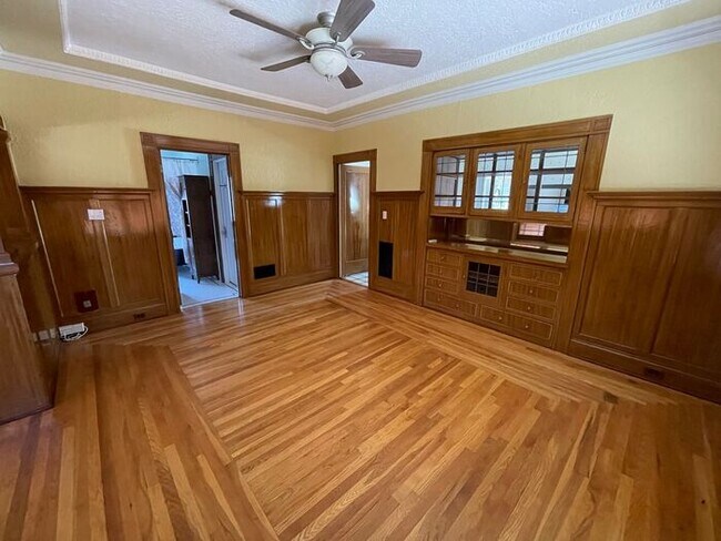 Building Photo - Craftsman Home for Rent in San Jose!