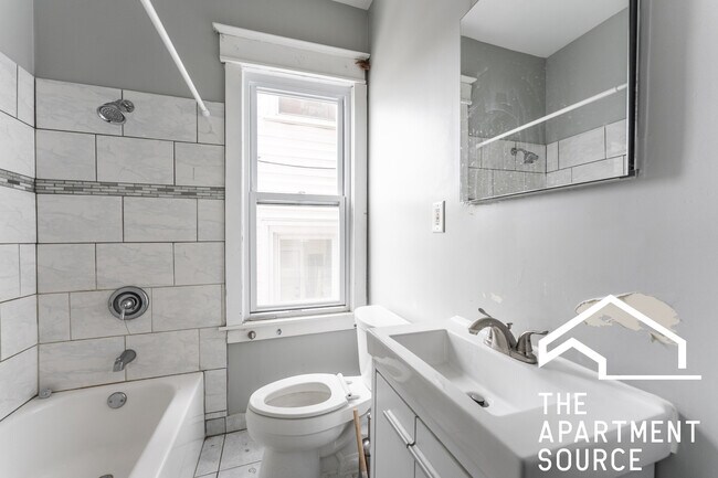 Foto del edificio - 2633 W 23rd Pl