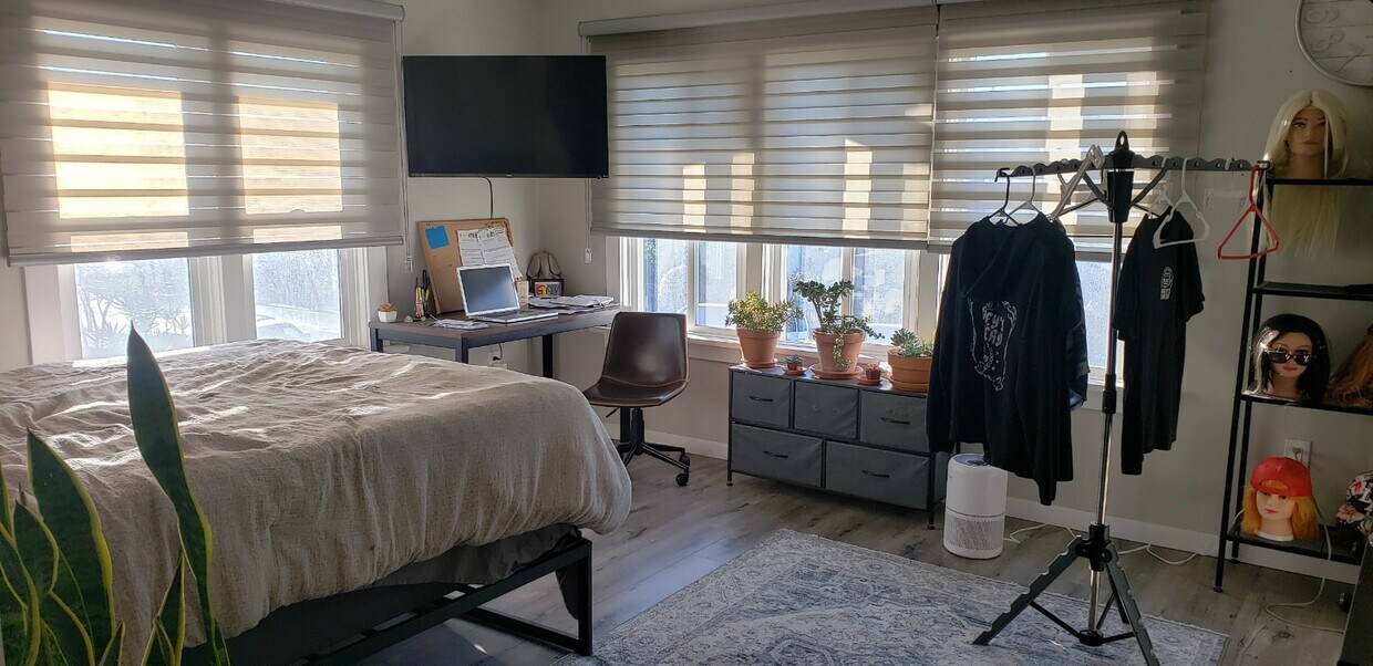 Foto principal - 1320 12th Ave