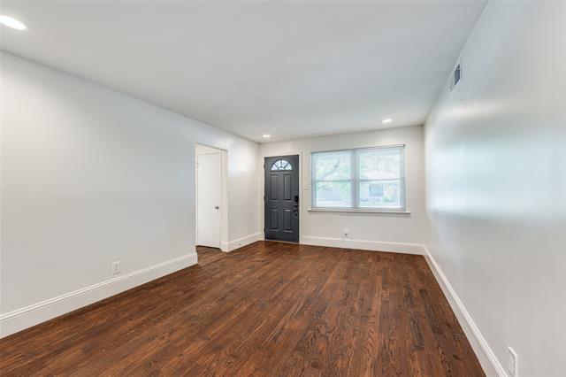 Building Photo - 8705 Gladwood Ln