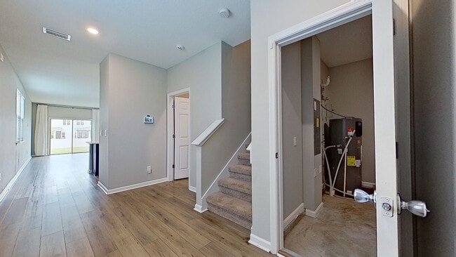 Building Photo - Stunning Townhome in Meadows at Oakleaf!