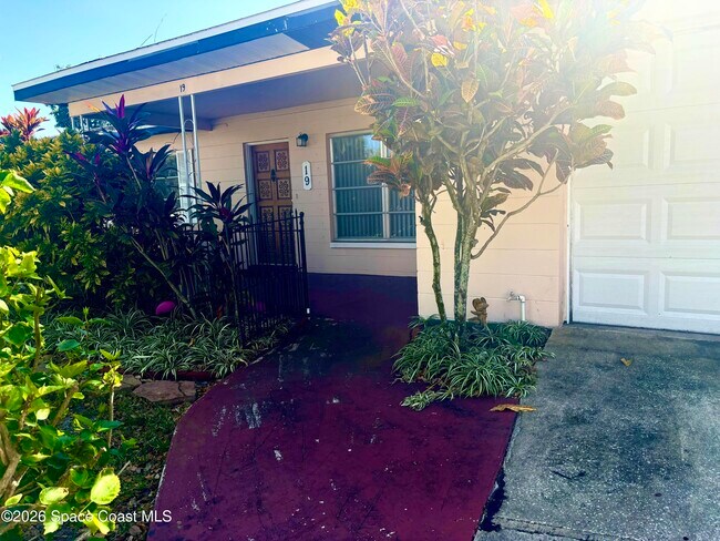 Foto del edificio - 19 Orange Ave