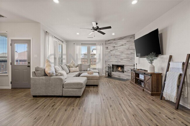 Foto del edificio - Well Maintained 4/2/2 in Great North Fort ...