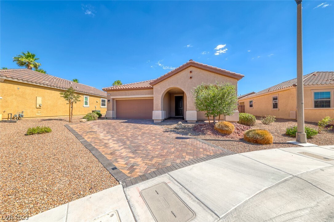 593 Via Paladini, Henderson, NV 89011 House Rental in Henderson, NV