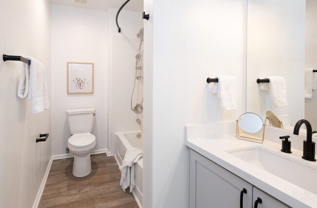 Foto del edificio - Mile 44