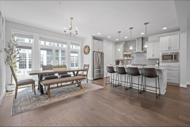 Foto del edificio - 2131 Westcott Ln