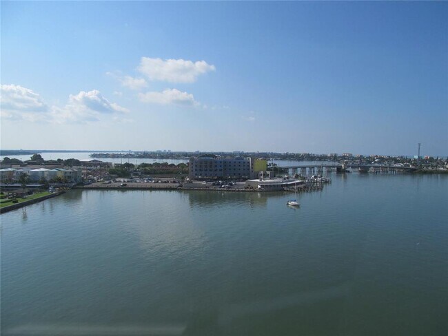Foto del edificio - 4775 Cove Cir