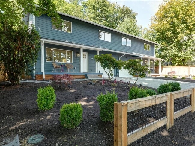 Building Photo - 1004 McDonald Ave