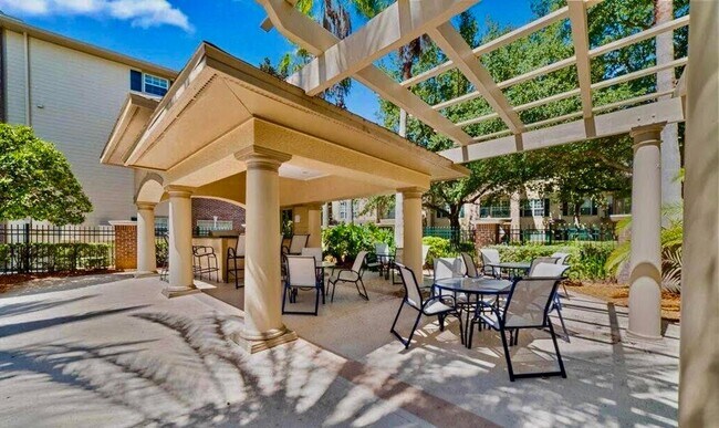 Foto del edificio - Water View Condo at The Reserve of Point Meadows