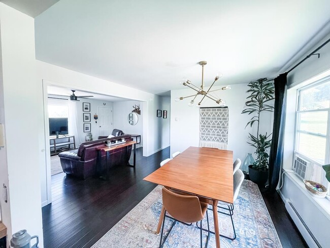 Foto del edificio - 4129 W Hill Rd