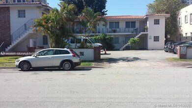 Building Photo - 236 Madeira Ave