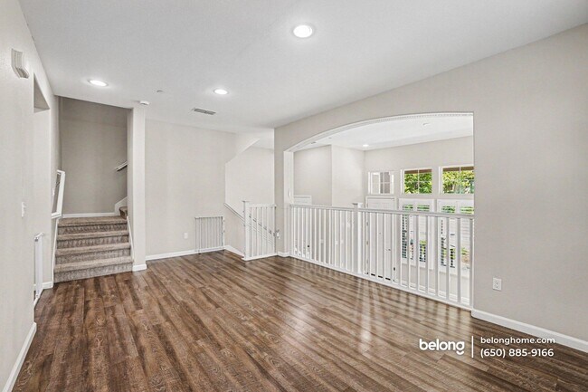 Building Photo - 3989 Portola Cmn