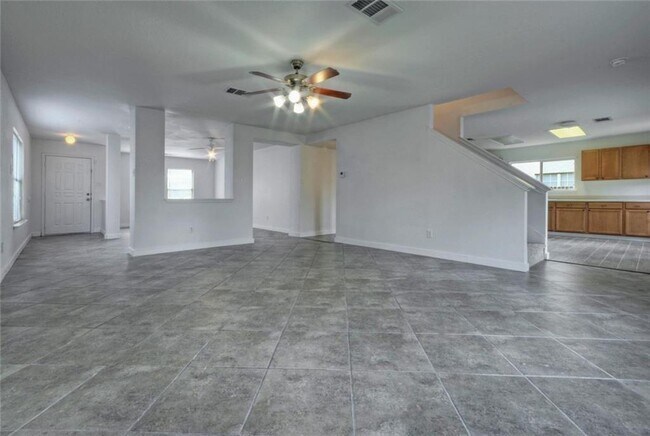 Building Photo - 302 Sunny Brook Dr