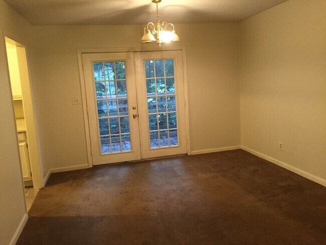Building Photo - 3 Bed/2 Bath 2-Story Duplex in Prattville