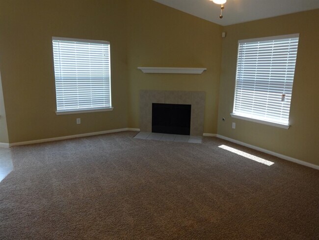 Building Photo - 19339 Otter Trail Ct