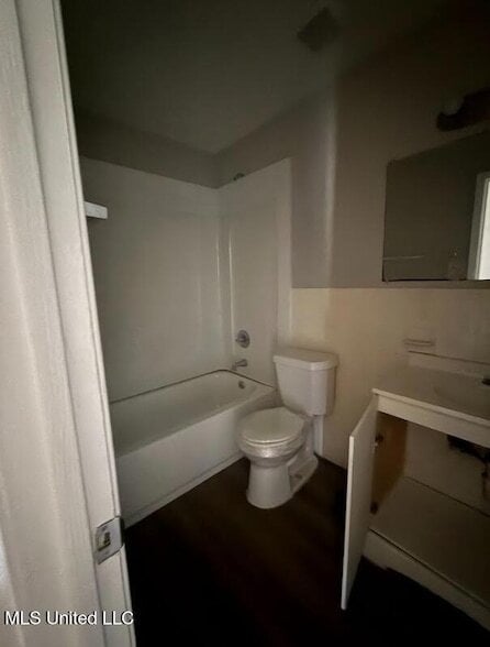 Photo - 601 W Hill Drive Unit