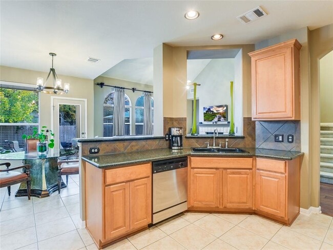 Building Photo - 11121 Sandstone Trail