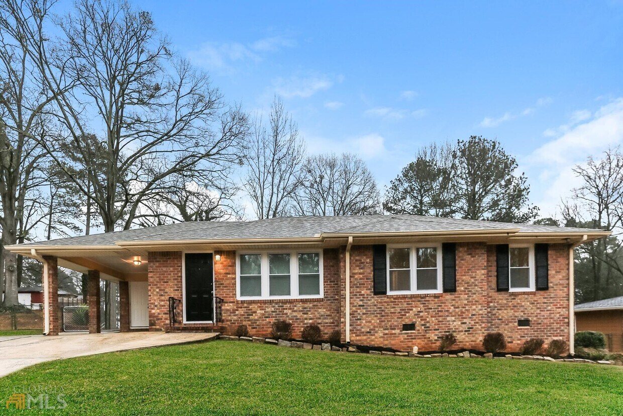 6396 Oakhurst Dr, Morrow, GA 30260 House Rental in Morrow, GA