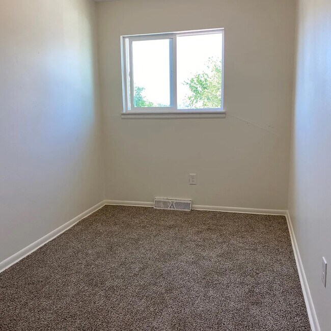 Foto del edificio - 3215 W Hawthorne Pl