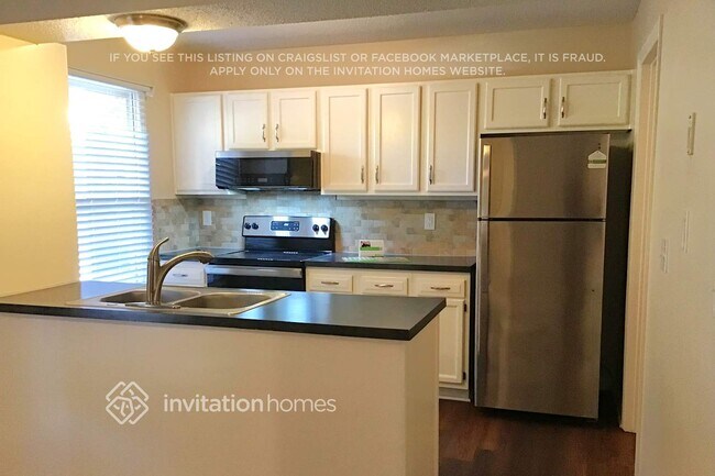 Foto del edificio - 5937 Loch Arbor Ln