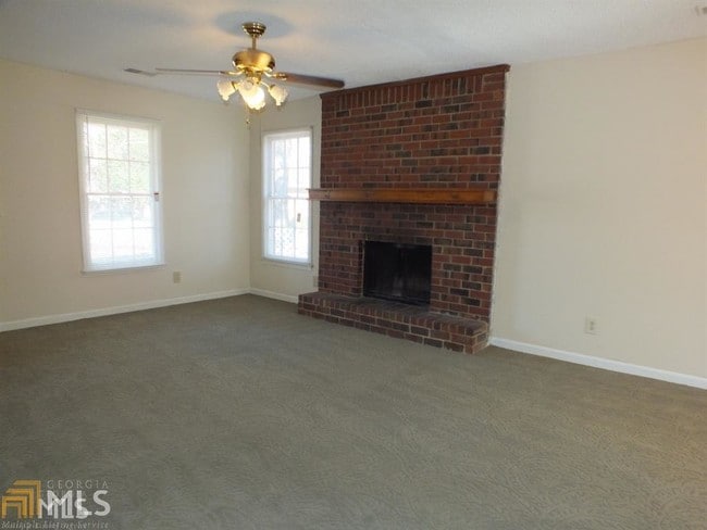 Building Photo - 168 Tall Timber Ct