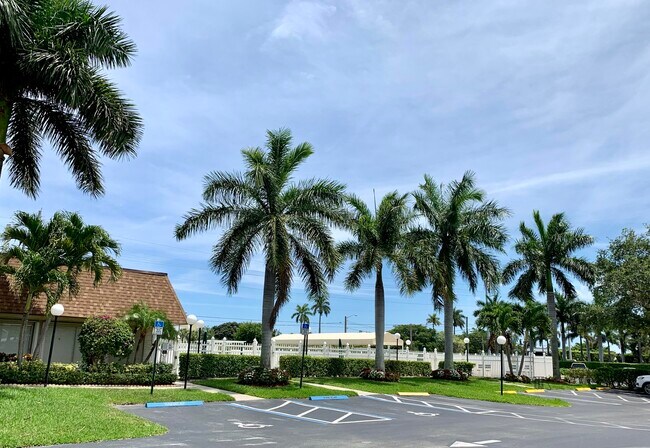 Foto del edificio - 1441 NW 19th Terrace