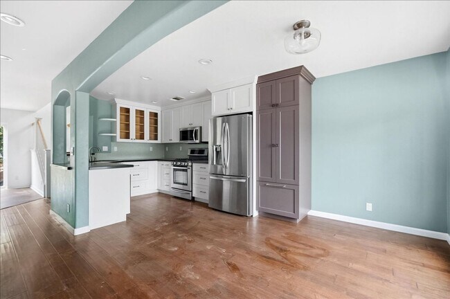 Foto del edificio - 3224 Via Verde Terrace