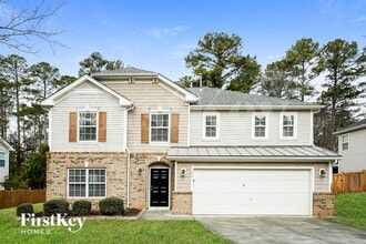 Building Photo - 204 Hillview Dr