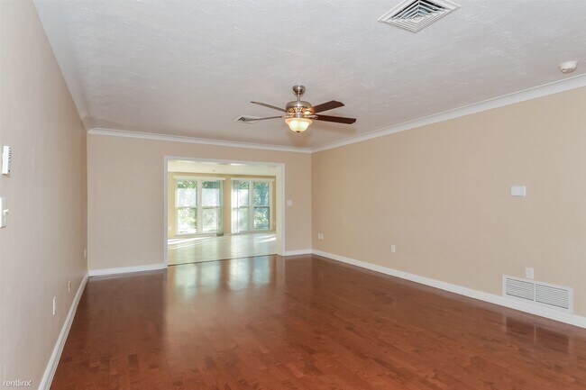 Foto del edificio - 3 br, 2.5 bath House - 2918 SUNNYSIDE ST