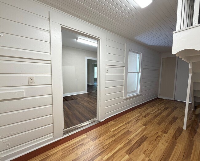 Foto del edificio - 3909 Lavender St