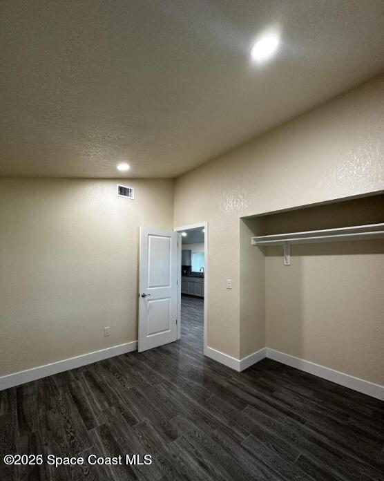 Foto del edificio - 1153 Carlton Dr