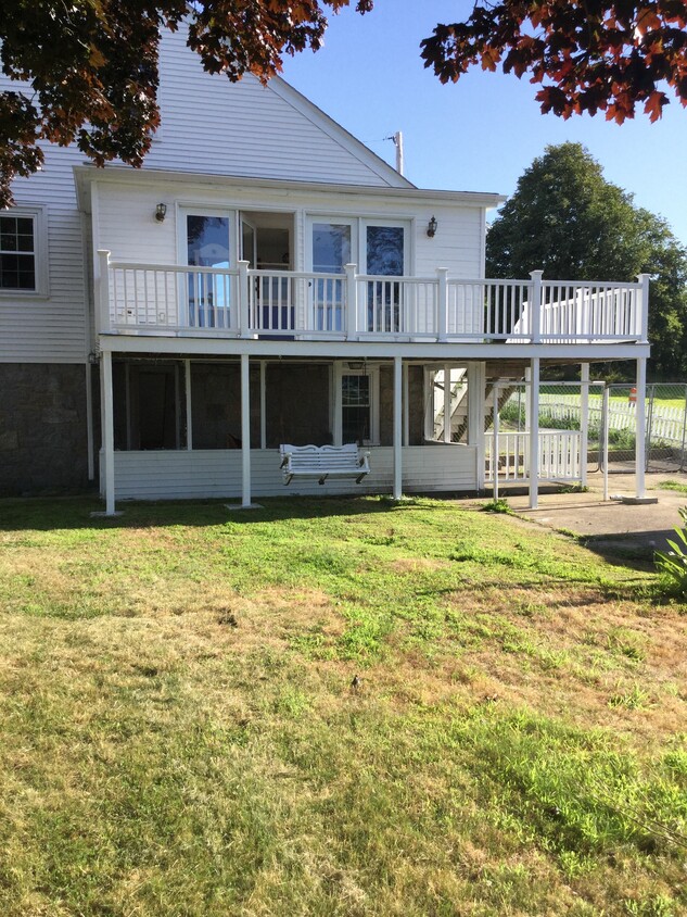 Primary Photo - 11 Tolman Ave
