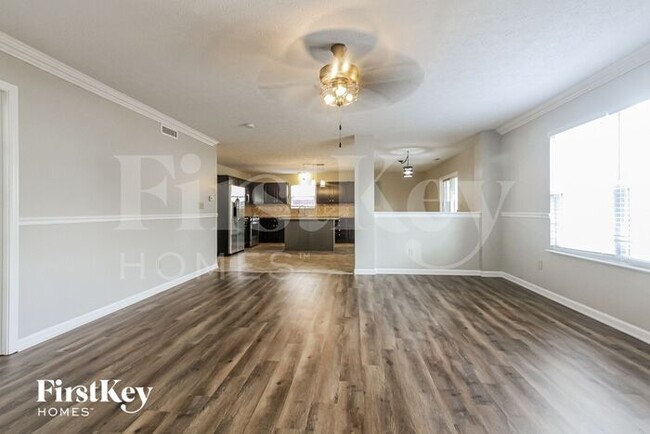 Foto del edificio - 1237 Niagara Ln