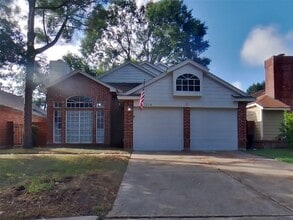 Building Photo - 7114 River Garden Dr