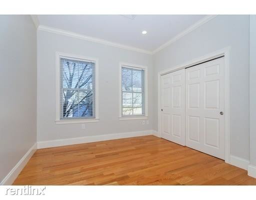 Building Photo - 3 br, 2 bath  - 13 Athens St # 1