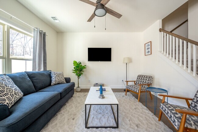 Foto del edificio - 3319 Old Hickory Blvd