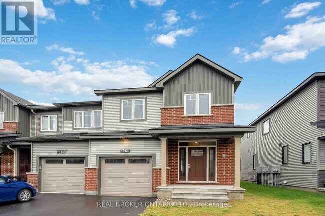 Photo du bâtiment - 242 Tullaghan Hts