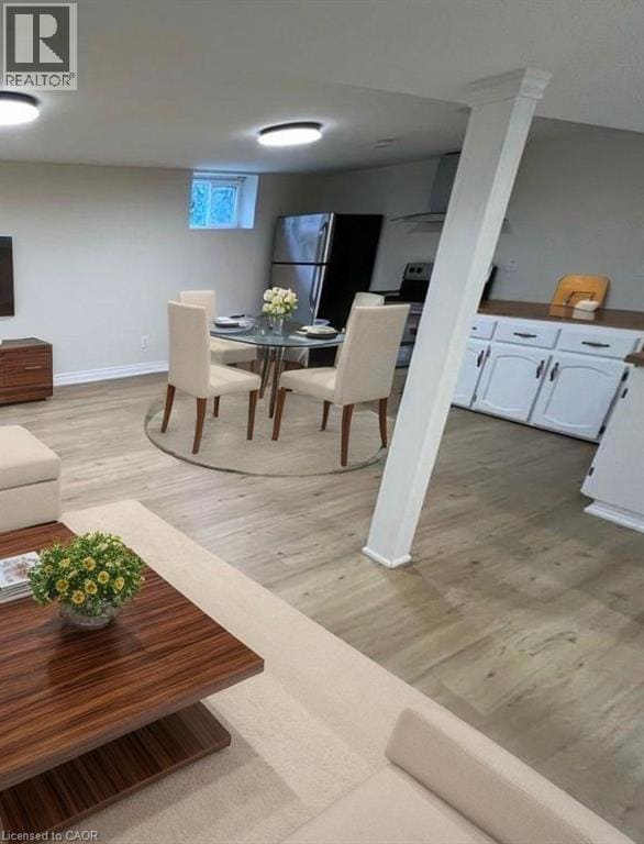 Building Photo - 346 E 15th St