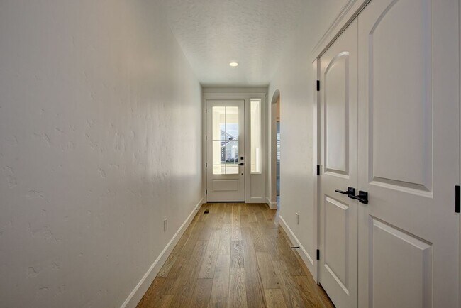Foto del edificio - 538 S Prospector Ln
