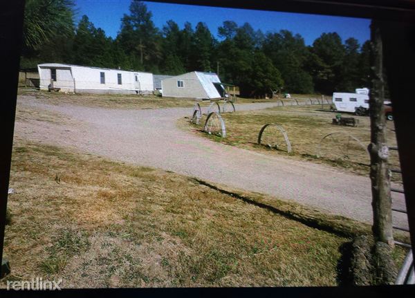 Building Photo - 1 Horseshoe Loop