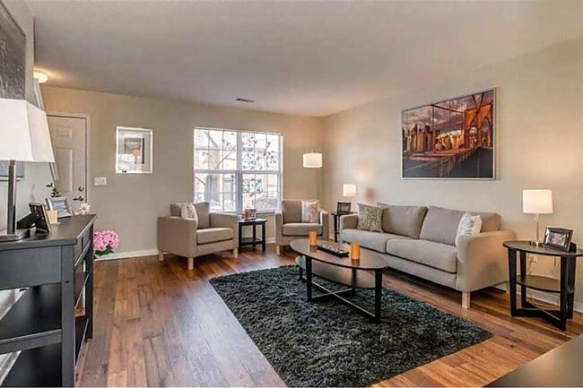 Building Photo - Mountain Brook