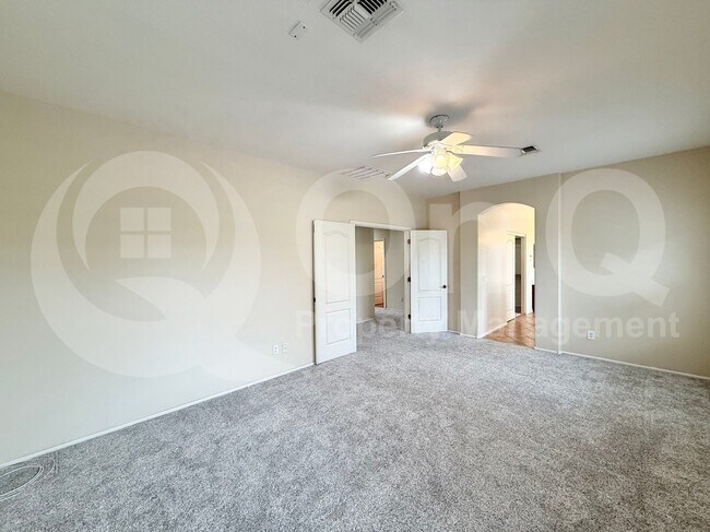 Foto del edificio - 16803 N 50th Way