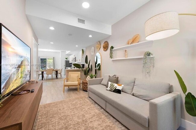 Foto del edificio - 5127 NW 5th Ave