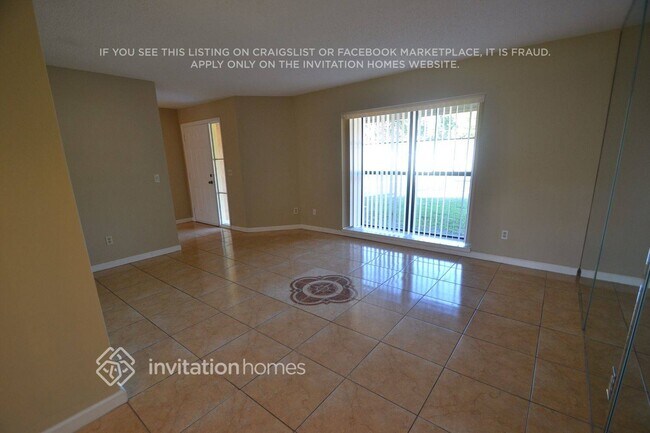 Building Photo - 7736 Covedale Dr