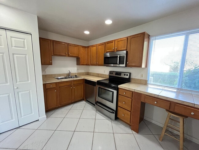 Foto del edificio - 12440 N 20th St