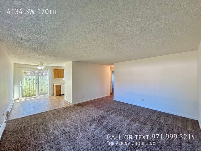 Foto del edificio - 4134 SW 170th-