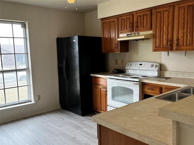 Building Photo - 1445 Brook Meadow Cir